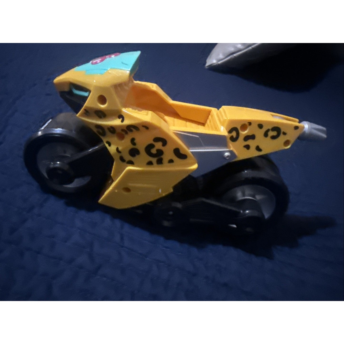 PAW Patrol Cat Pack Wild's transforming motorcycle