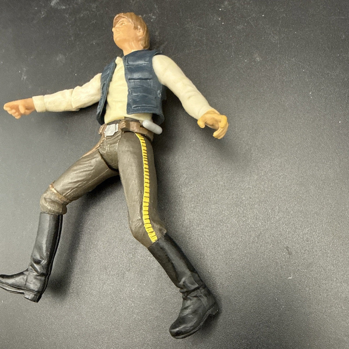 Hasbro Star Wars Saga 2001 ROTJ Han Solo Endor Raid Action Figure 3.75”