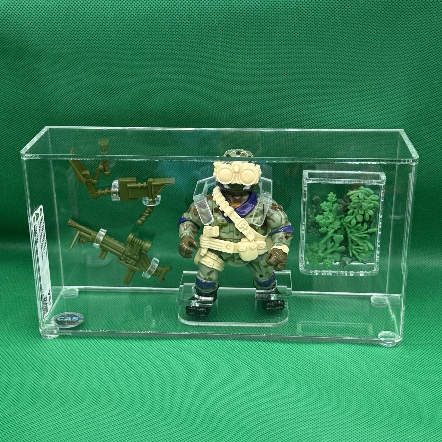 1999 Teenage Mutant Ninja Turtles Don delta force White Accessories CAS 75+