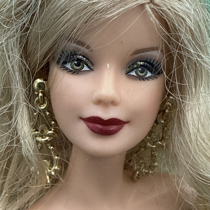 2011 Holiday Barbie Doll Christmas Green Gown Collector Edition Blonde