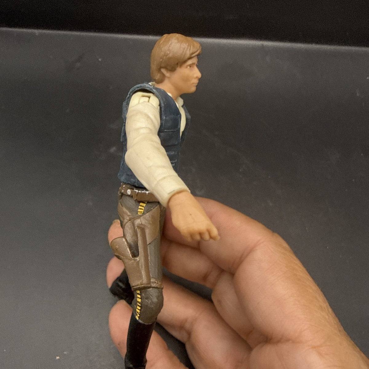 Hasbro Star Wars Saga 2001 ROTJ Han Solo Endor Raid Action Figure 3.75”