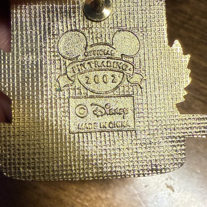2002 Walt Disney World Hall of Presidents Eagle Crest Pin
