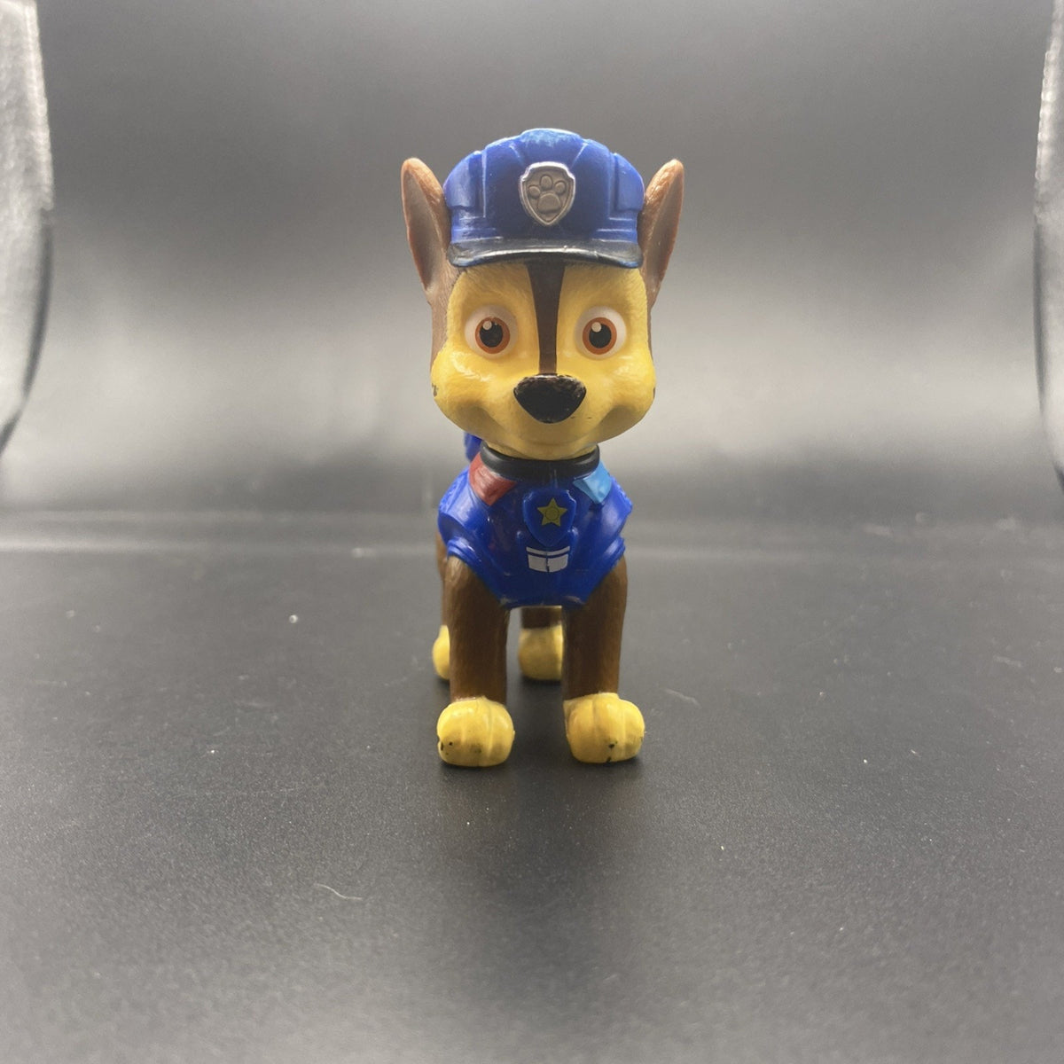 Spin Master Paw Patrol Policeman Chase 2.75" Action Figure