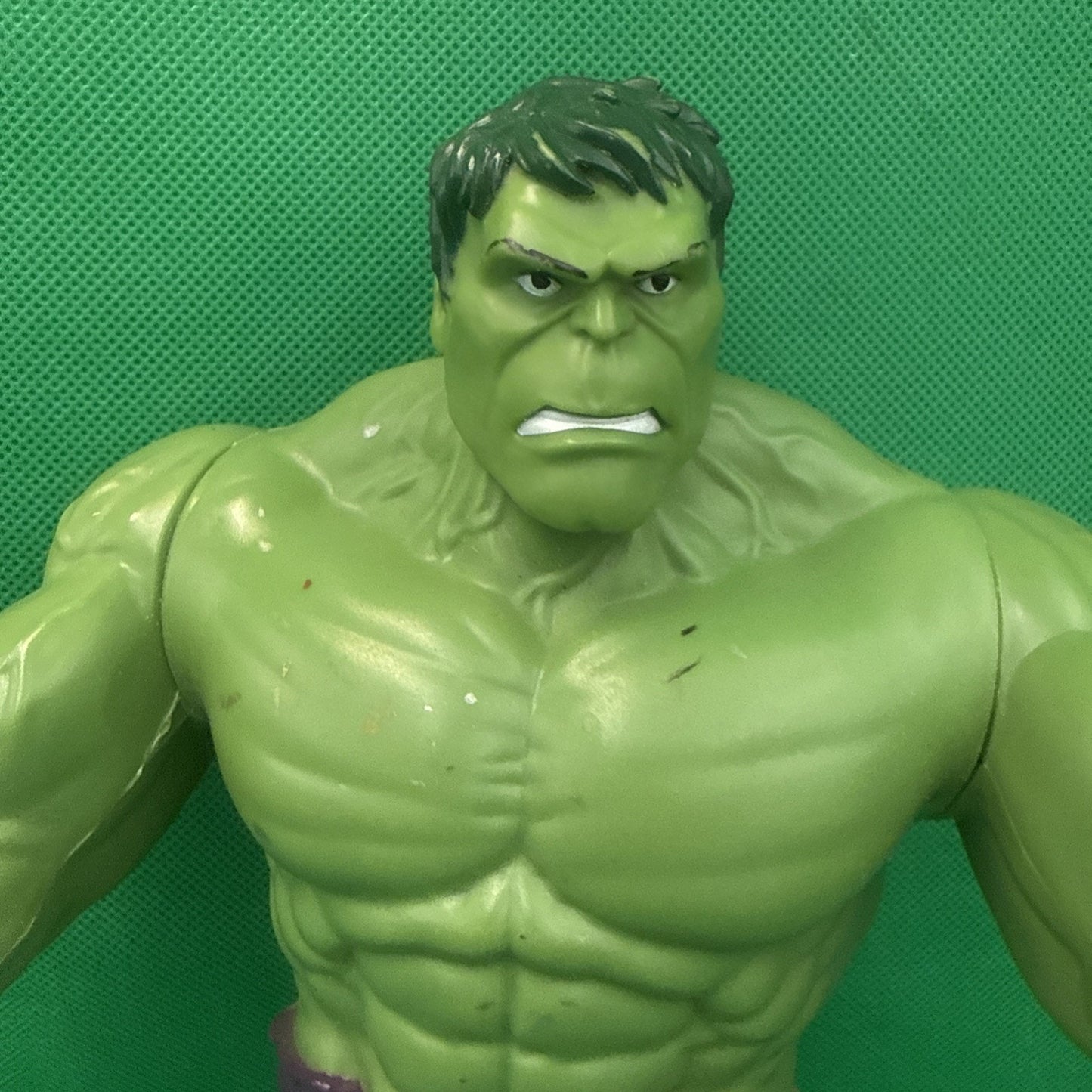 2013 Hasbro Marvel 12" Action Figure - Incredible Hulk