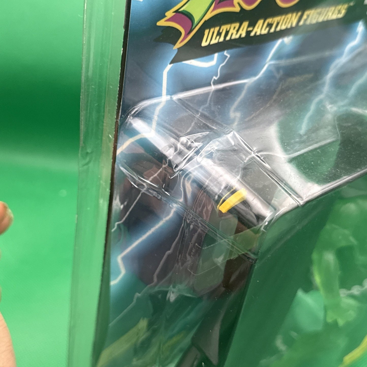 McFarlane Special Limited Edition GREEN Necroplasma Spawn Flying Cape & Comic Bk