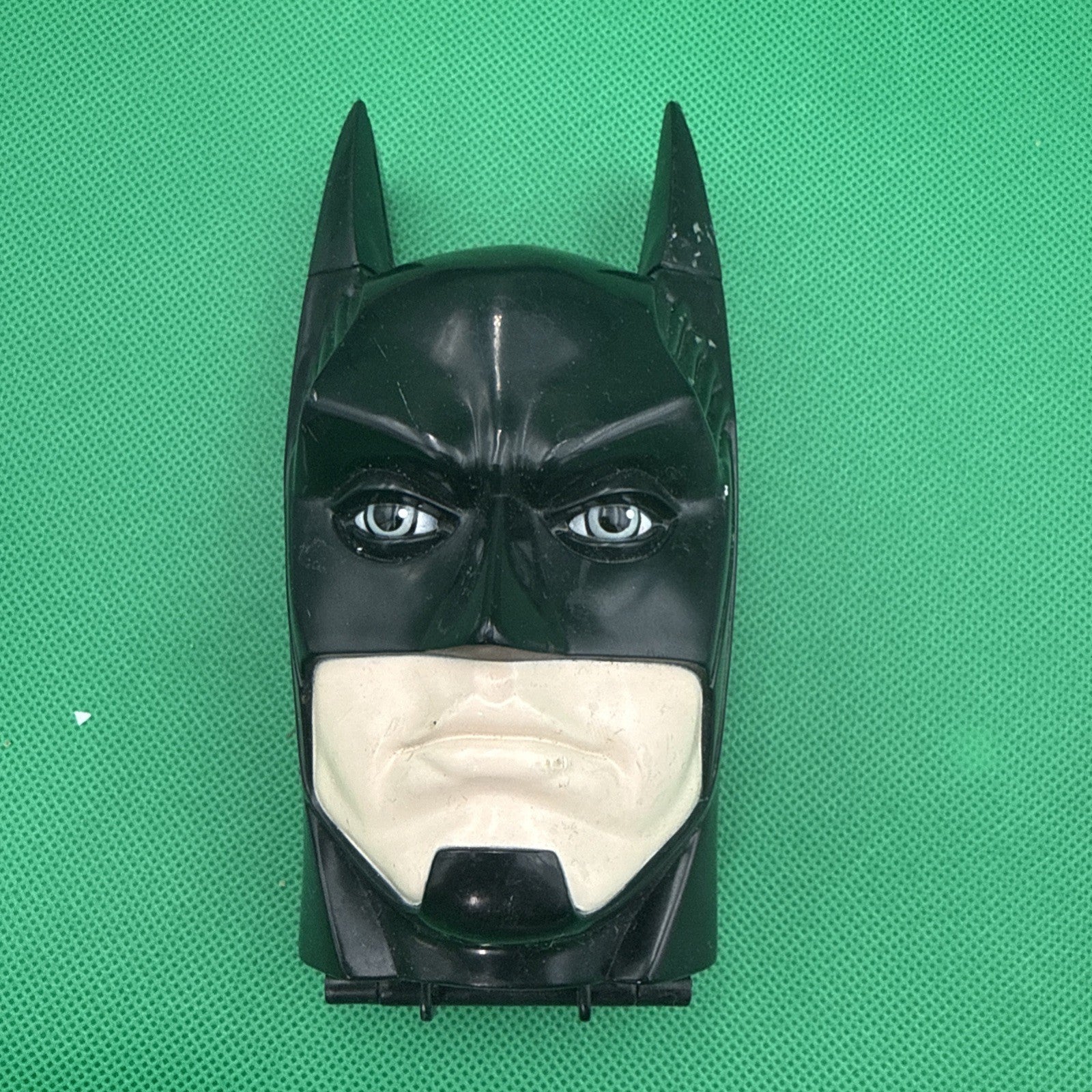 1995 vintage Micro Machines MICROVERSE Batman Forever Batcave head DC comics 