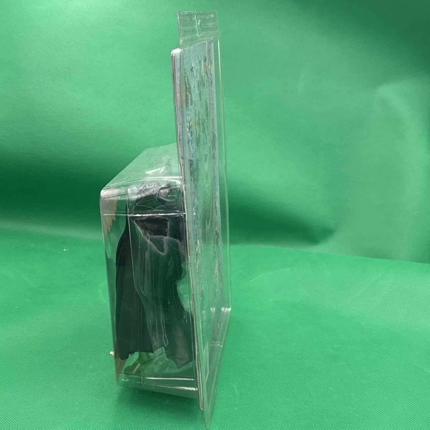 McFarlane Special Limited Edition GREEN Necroplasma Spawn Flying Cape & Comic Bk