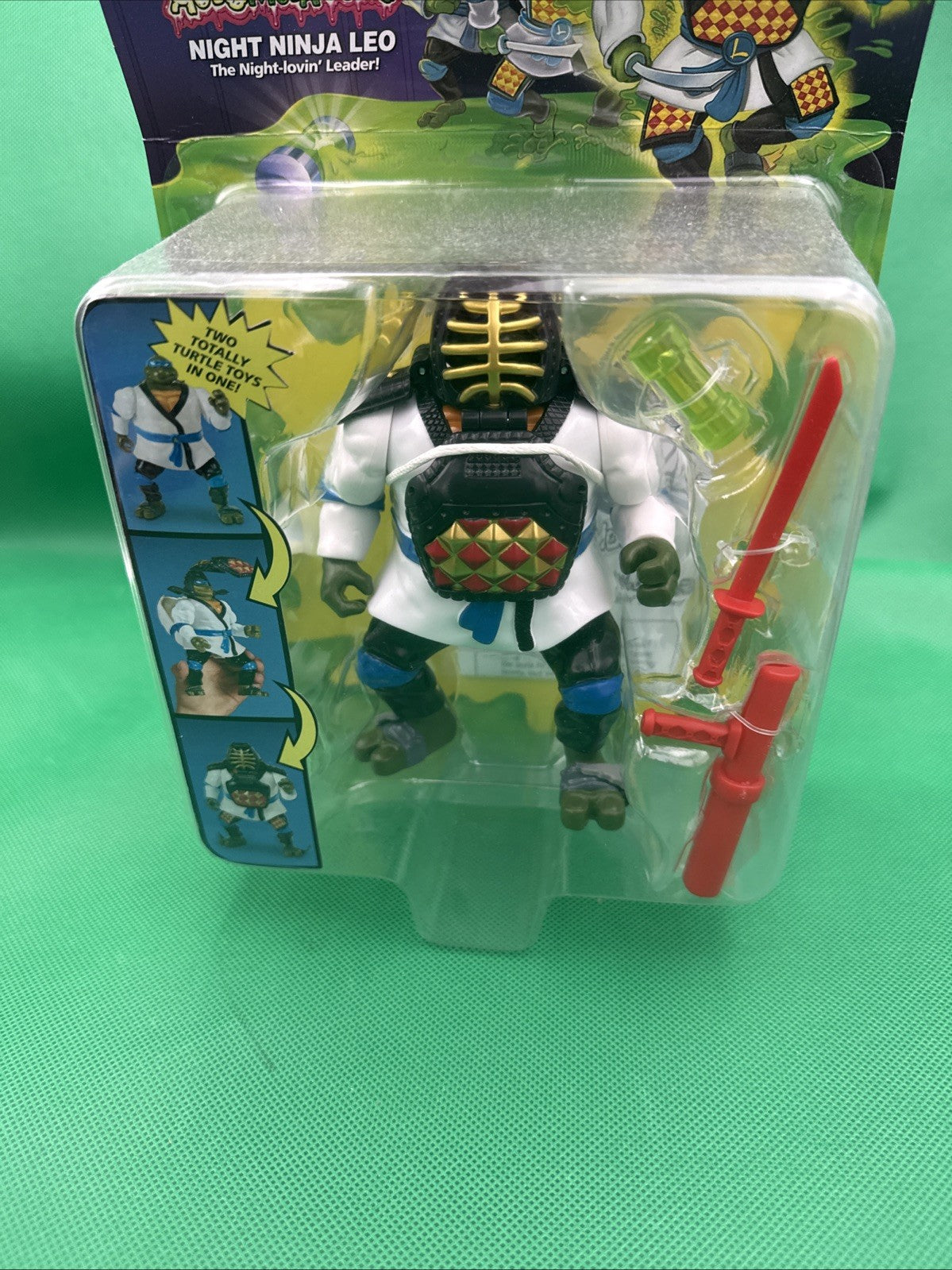 Teenage Mutant Ninja Turtles TMNT AutoMutations Night Ninja Leo Figure 2024