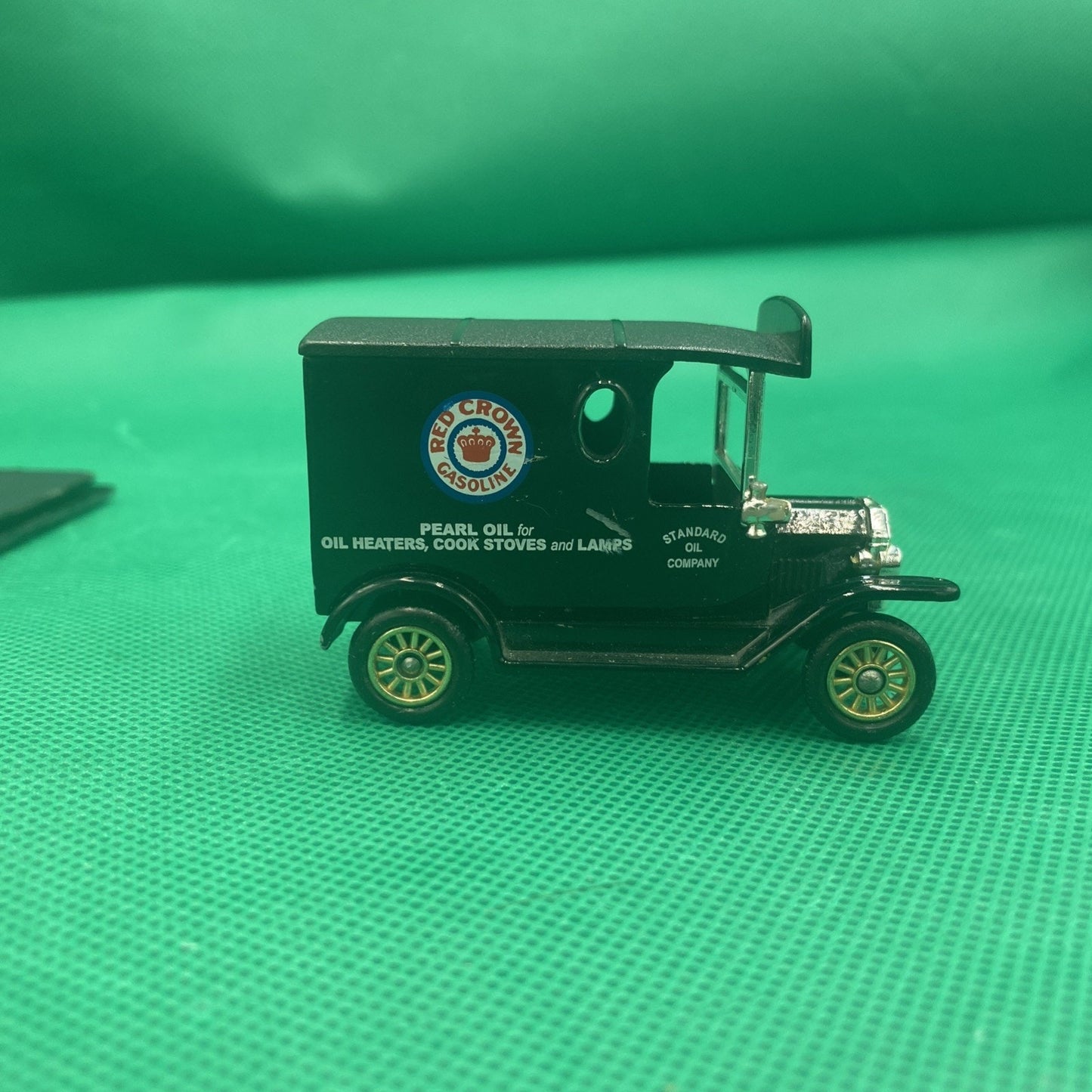 Chevron Black Diecast Metal Replica 1927 Pearl Oil Van - Standard Oil Company