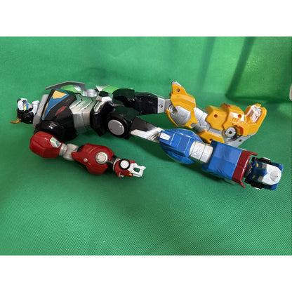 Voltron Legendary Defender Electronic Action Figure Lights Sounds 2017 Playmates
