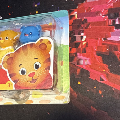 Daniel Tiger's Neighborhood Friends Family Figure 5 Piece Set NEW