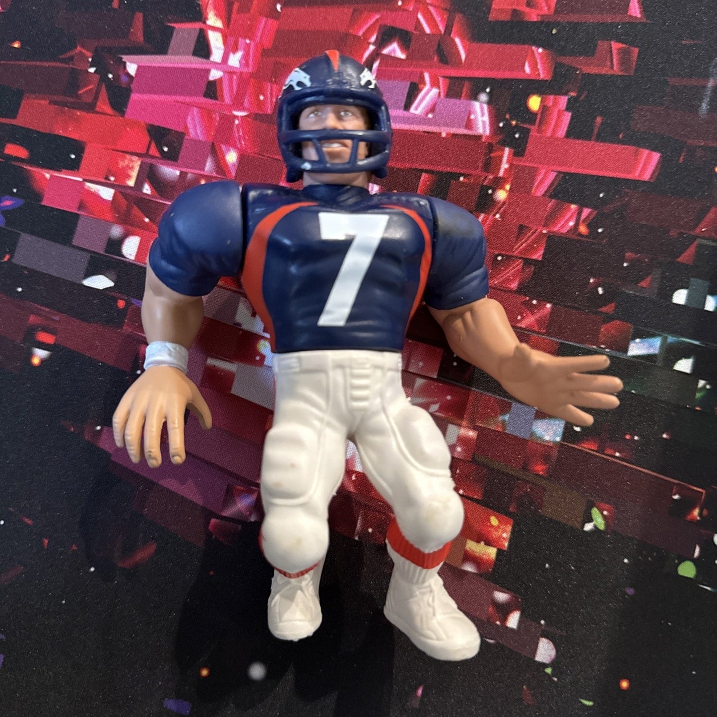 Vintage 1999 NFL Pro Action John Elway Denver Broncos action figure With Helmet