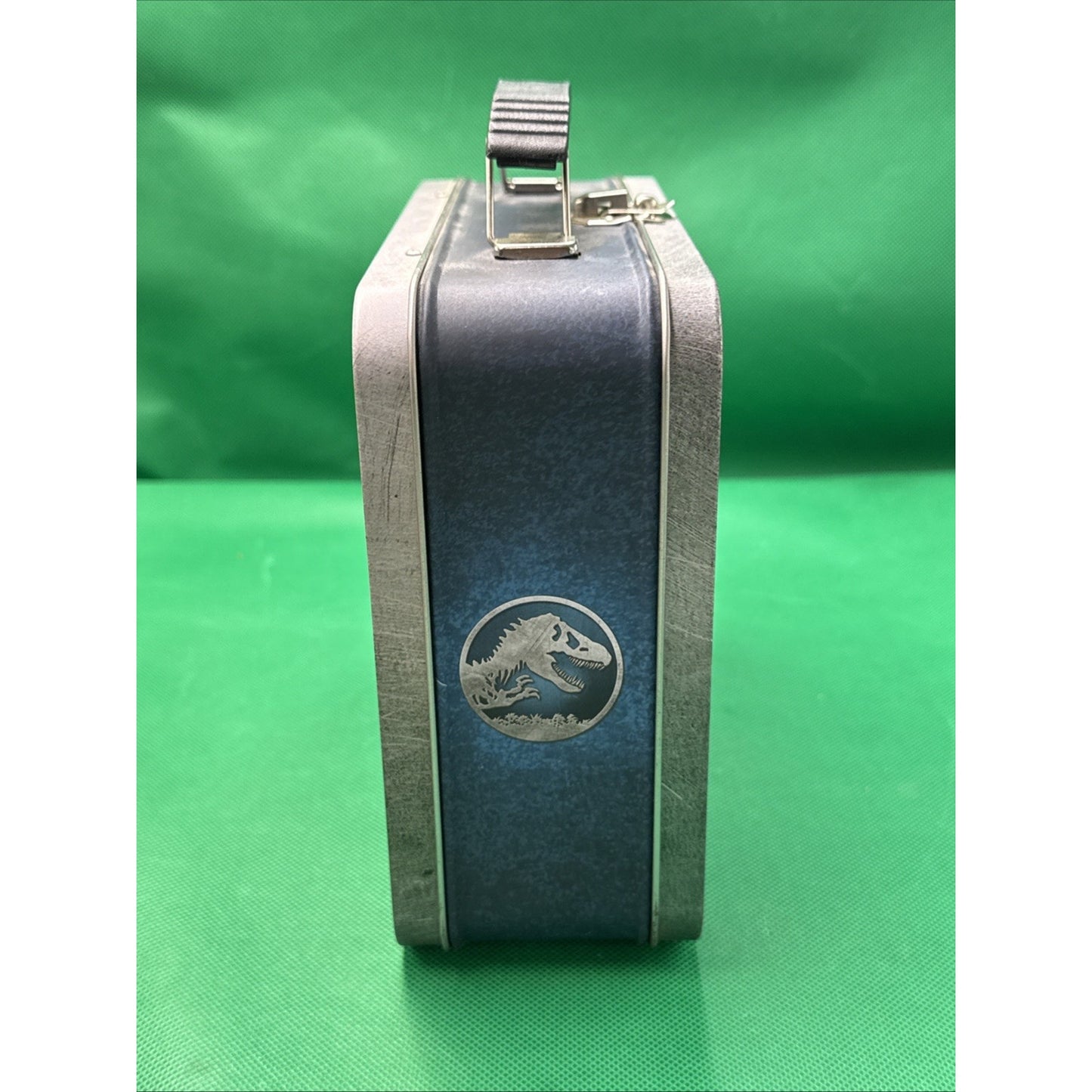 Jurassic World Park Tin Lunch Box T-Rex Velociraptor Dinosaurs Embossed 2015