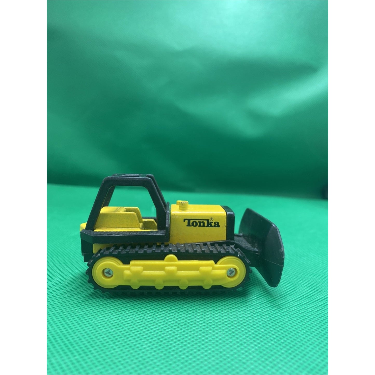 1994 Tonka Bulldozer Mini Construction Vintage CollectibleToy