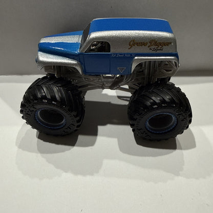 Hot Wheels Monster Jam Grave Digger The Legend Color Blue
