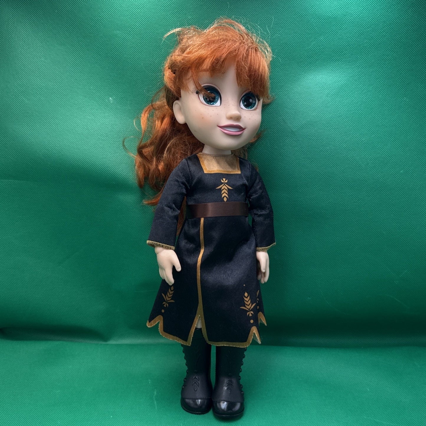 Disney Frozen 2 Princess Anna Doll Jakks Pacific Black Dress & Matching Boots