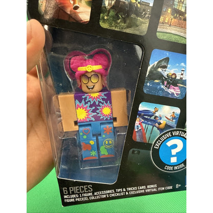 ROBL0X Series 3 GHOST HUNTER ROSE Figure With RAINBOW SPIRIT FACE CODE - SEALED