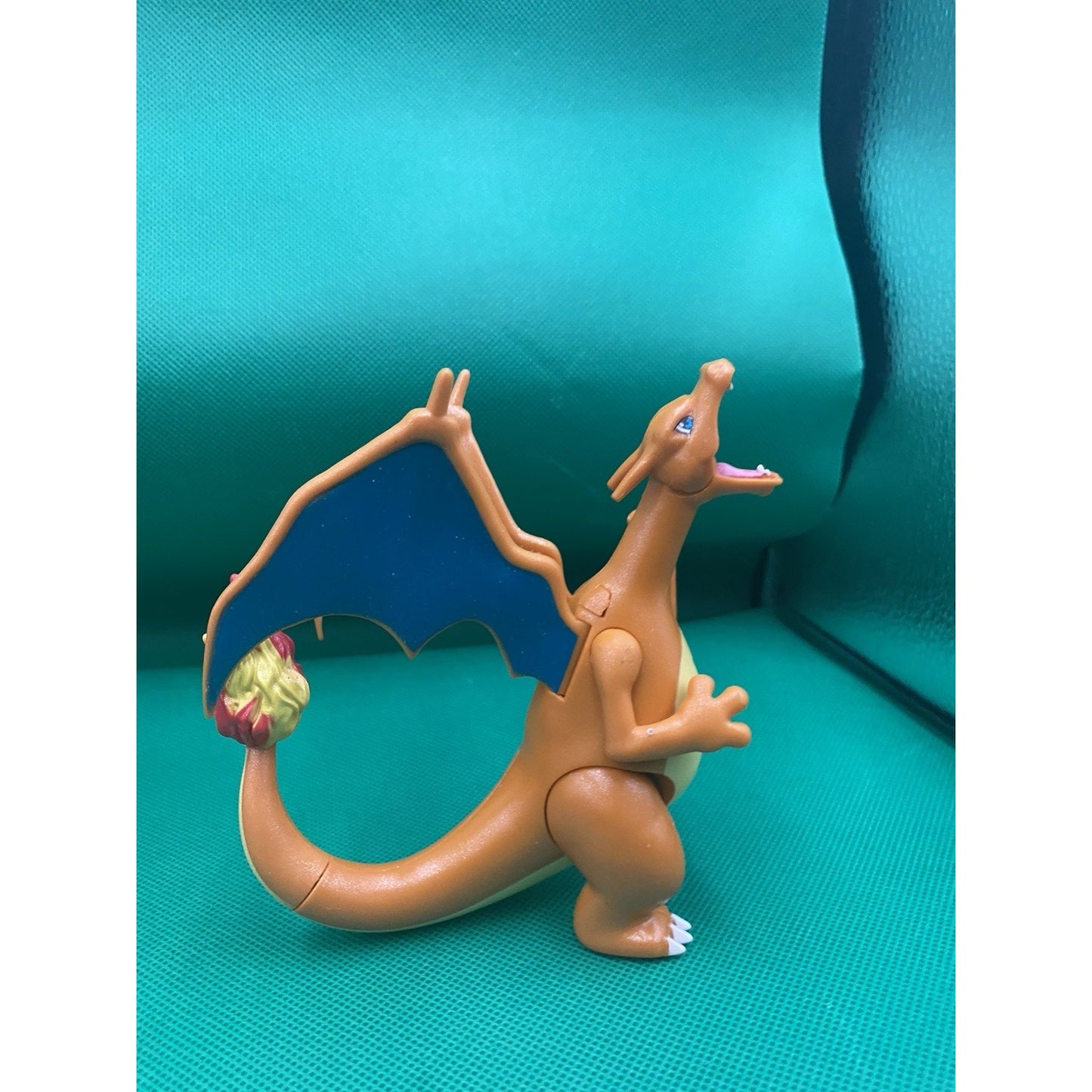 Pokemon Deluxe Electronic Flame and Flight Charizard