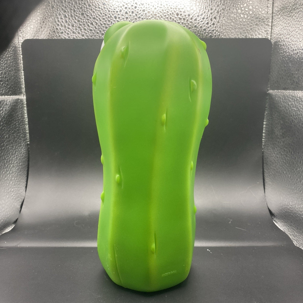 CP Toys Pass The Pickle Game with Pre-Programmed Music for 2 or More Players