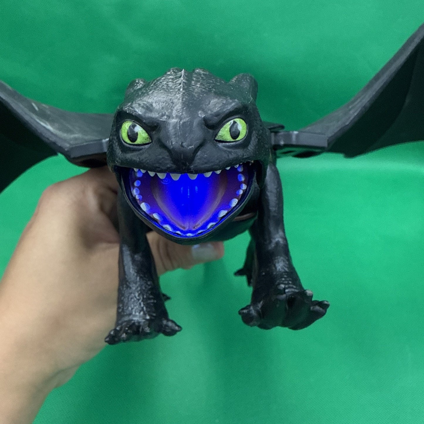 How To Train Your Dragon – Ultimate Plasma Blast Toothless Action Figure WORKS
