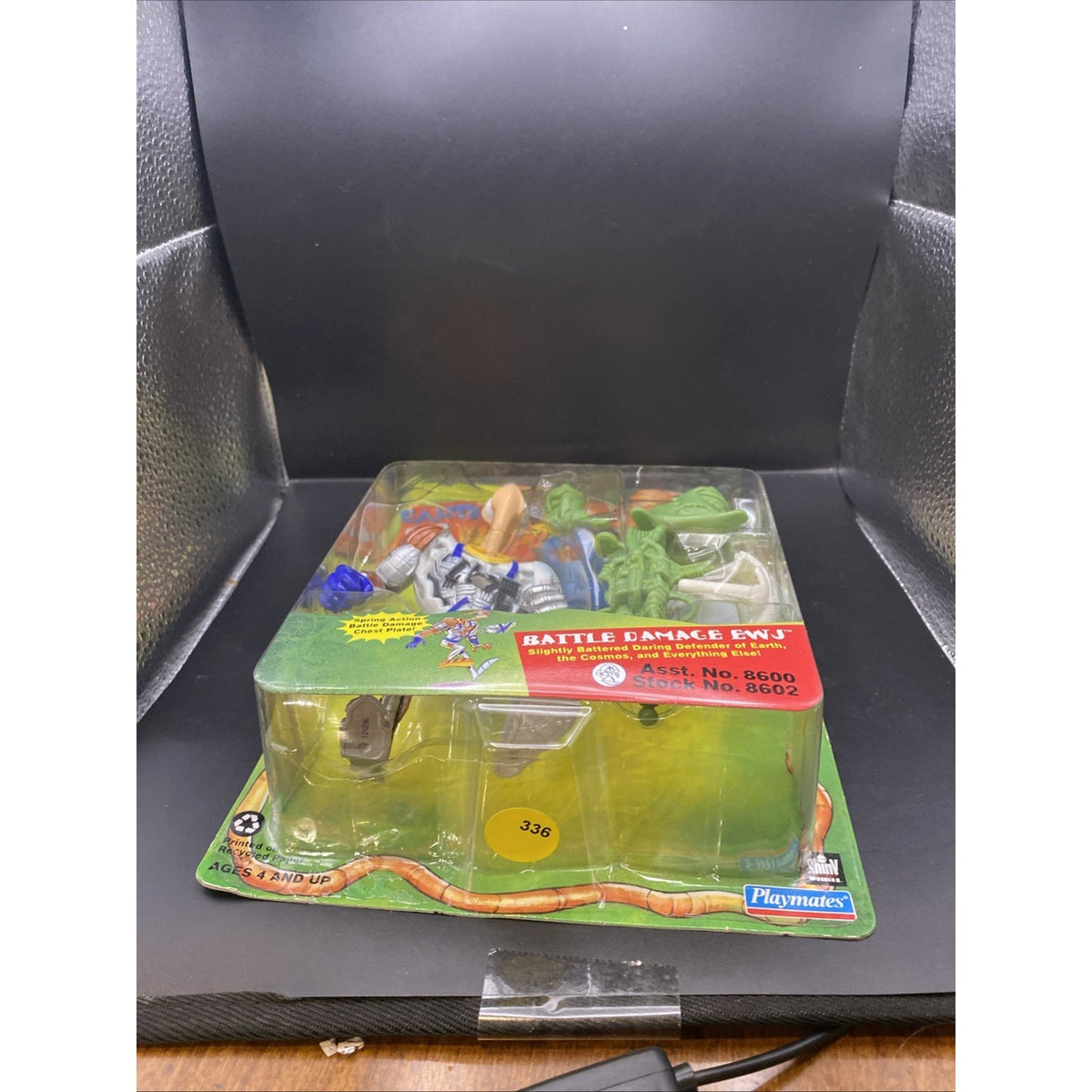 Earthworm Jim Action Figure (Green Variant) RARE 1994 PLAYMATES Sealed New
