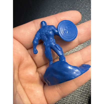 Marvel Universe Captain America Minature Cake Topper Figure-New (Minor Wear)