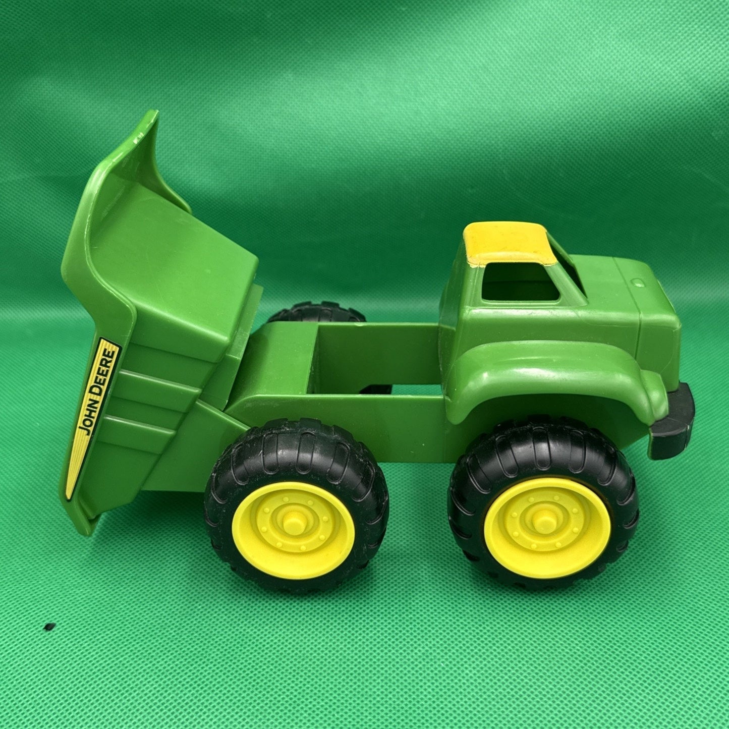 John Deere 6" Big Scoop Dump Truck Toy Green & Yellow Logo Kids Toy