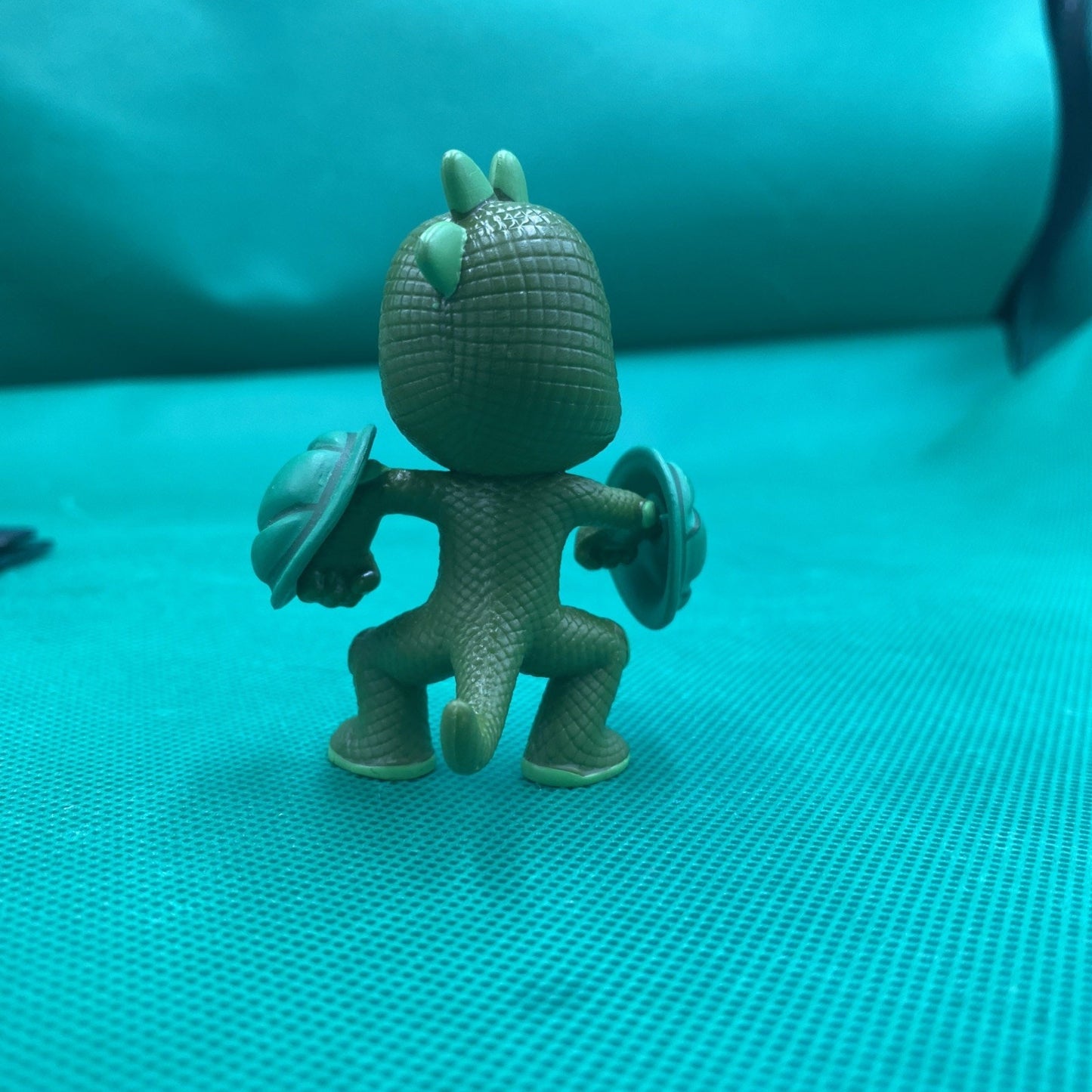 PJ Masks Cake Topper 2.75 Inch Gekko PVC W Shields