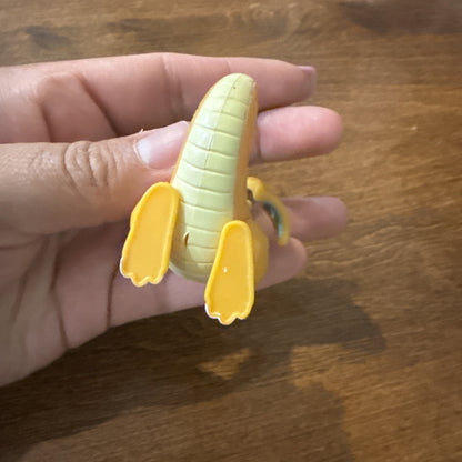 Vntg 1999 Dragonite Keychain Burger King Pokemon Zipper Pull Figure Kids Meal