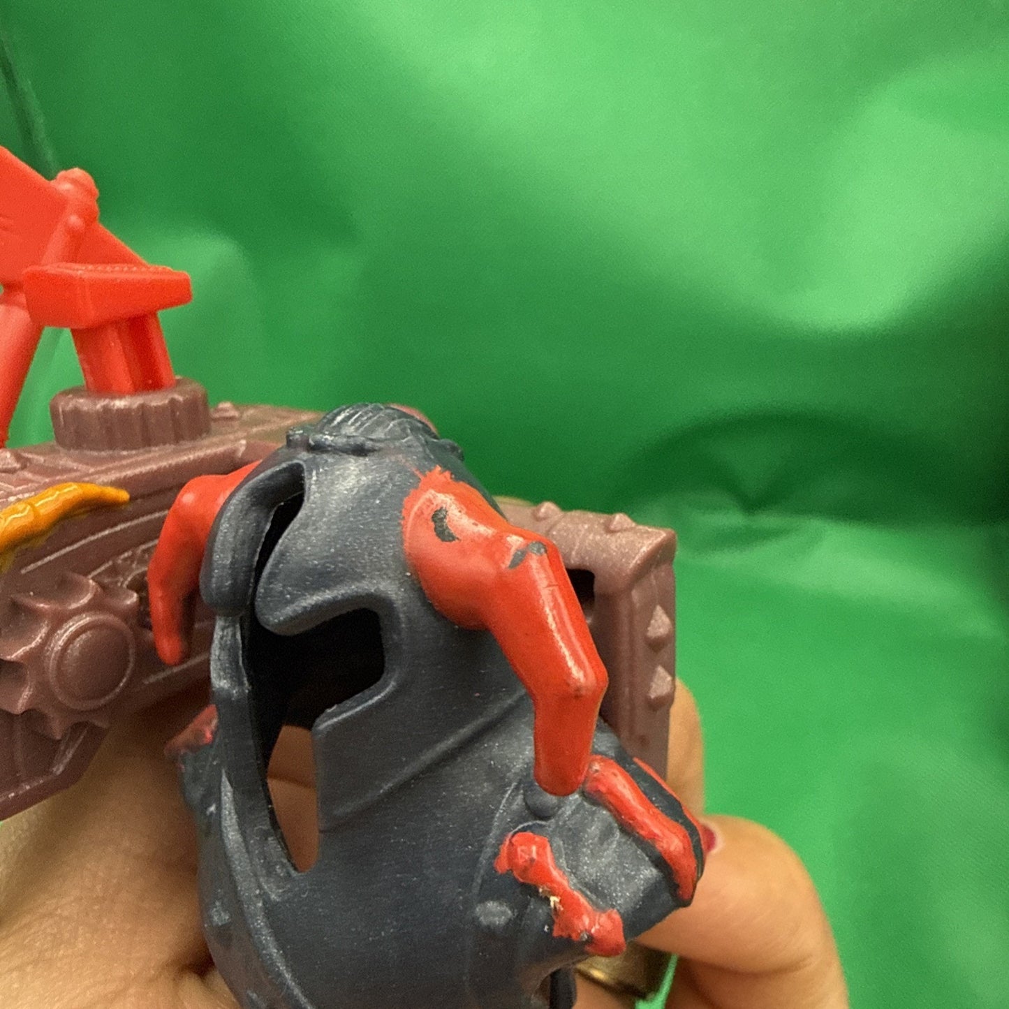 Imaginext DC Super Friends STEPPENWOLF HELMET/AXE PACK accessory