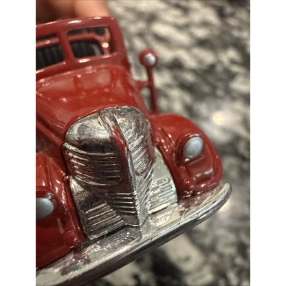 1939 Ward La France Fire Engine Ladder Pumper Truck 3.75" Diecast Scale Model