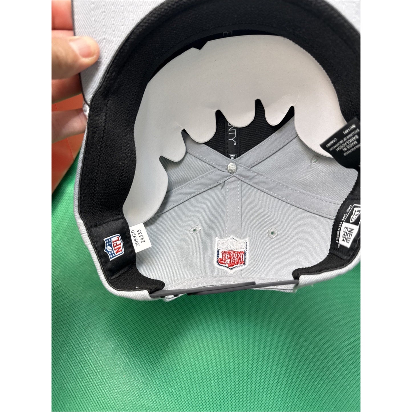 2025 Super Bowl LIX Philadelphia Eagles Locker Room New Era Hat Champions