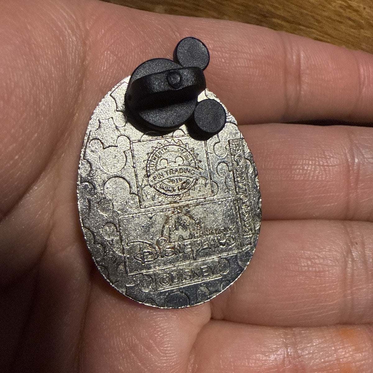HONG KONG DISNEYLAND MINNIE MOUSE EASTER EGG DISNEY Disney PIN Authentic (1)