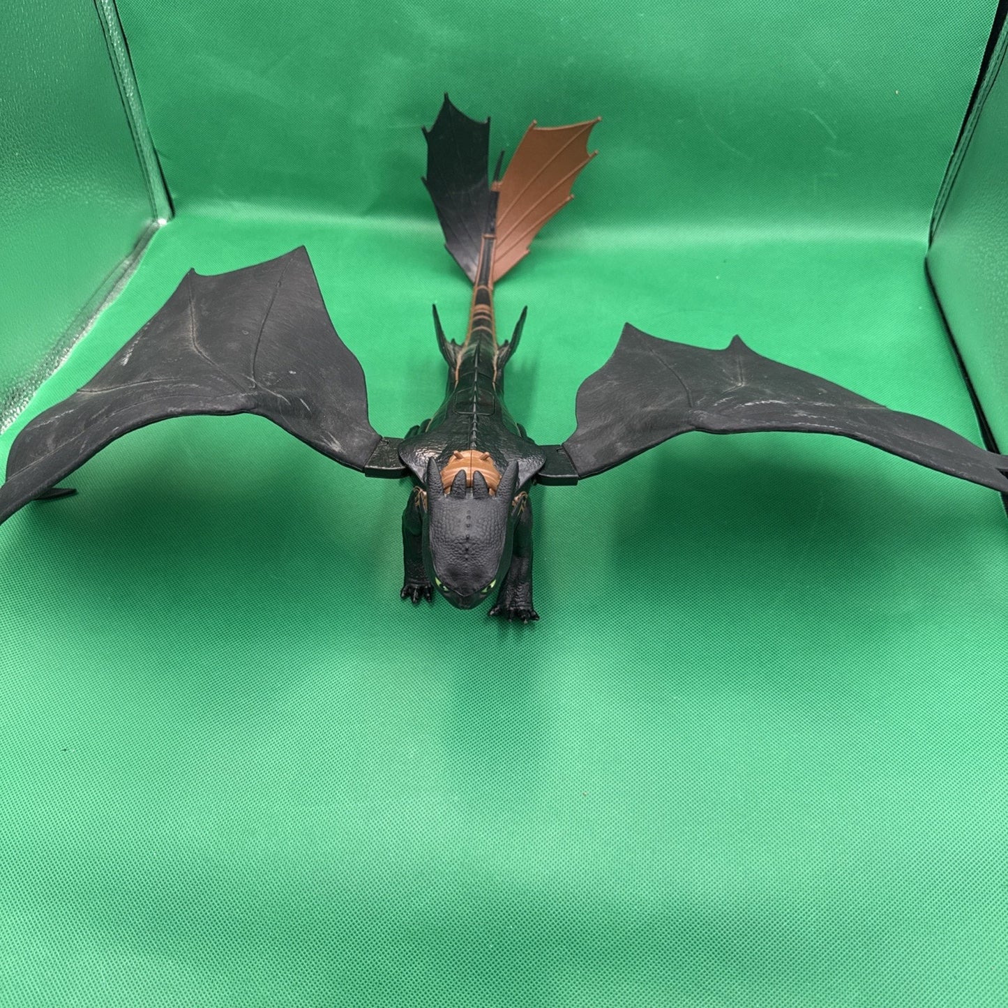 How To Train Your Dragon – Ultimate Plasma Blast Toothless Action Figure WORKS