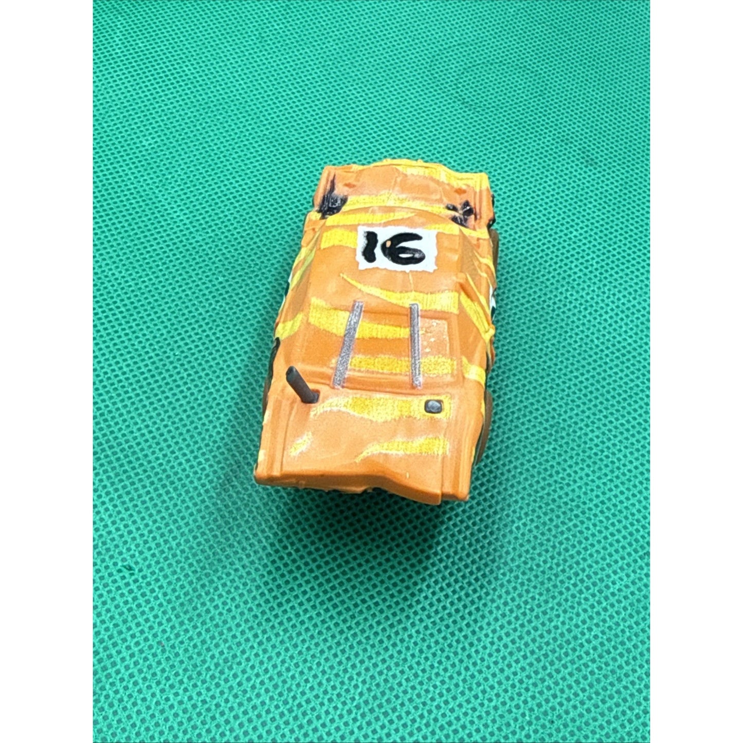 Disney Pixar Cars 3 Pushover #16 Thunder Hollow Demo Derby 1:55 Diecast.