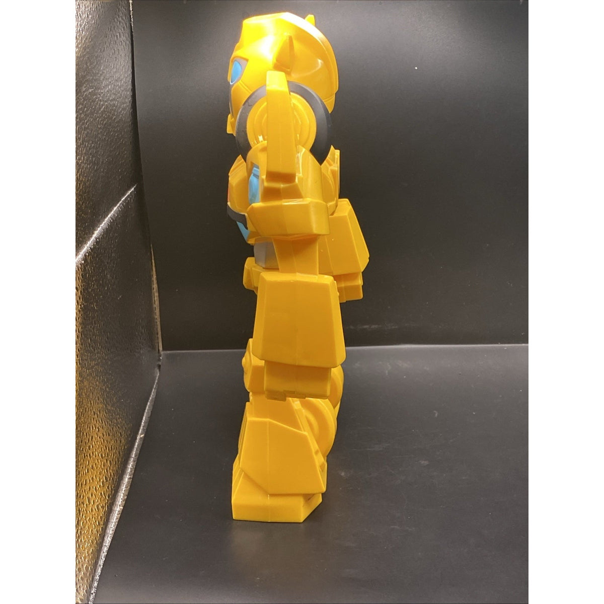 2018 Hasbro Pawtucket Action Figure Yellow C-023E Transformer Toy