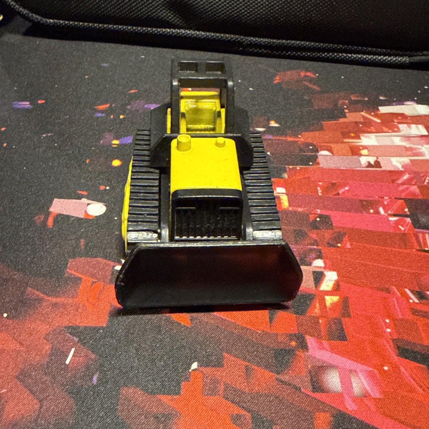 Vintage 1994 Tonka 1:64 Scale Diecast Metal Bulldozer 3.5"