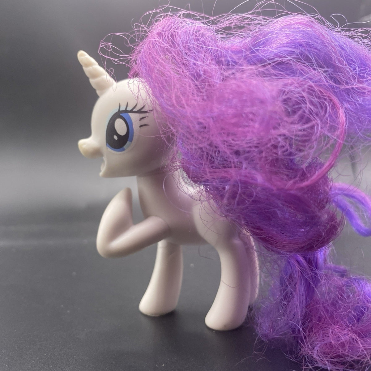Rarity My Little Pony MLP 3" G4 Hasbro 2010 Purple Hair Brushable