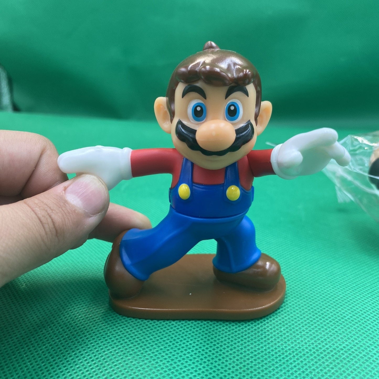 Nintendo Super Mario Bros McDonalds Happy Meal Toy Figure 2018,