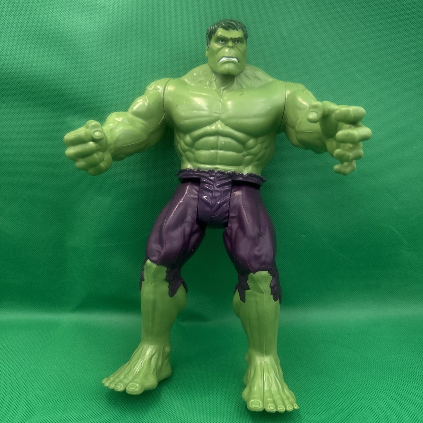2013 Hasbro Marvel 12" Action Figure - Incredible Hulk