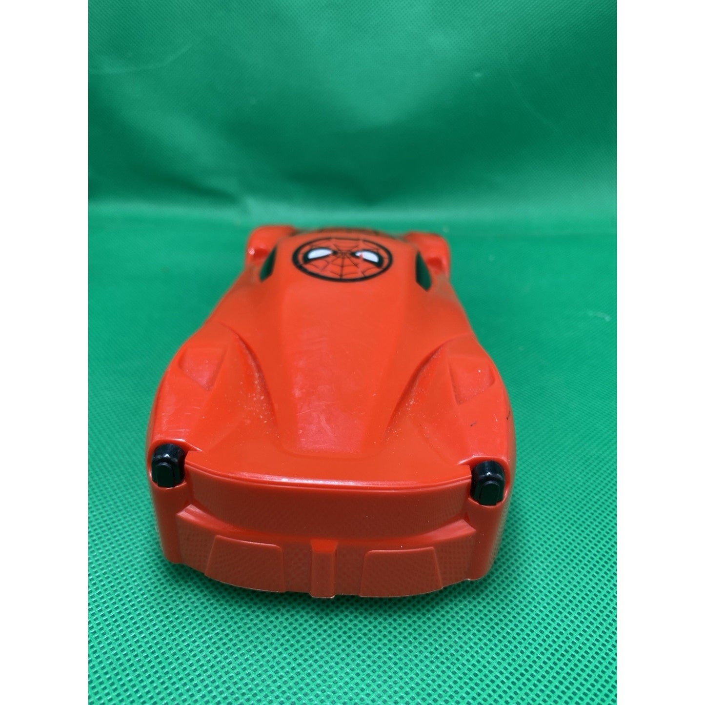 Spiderman RC Race car 8+ High speed 32ft Distance Marvel