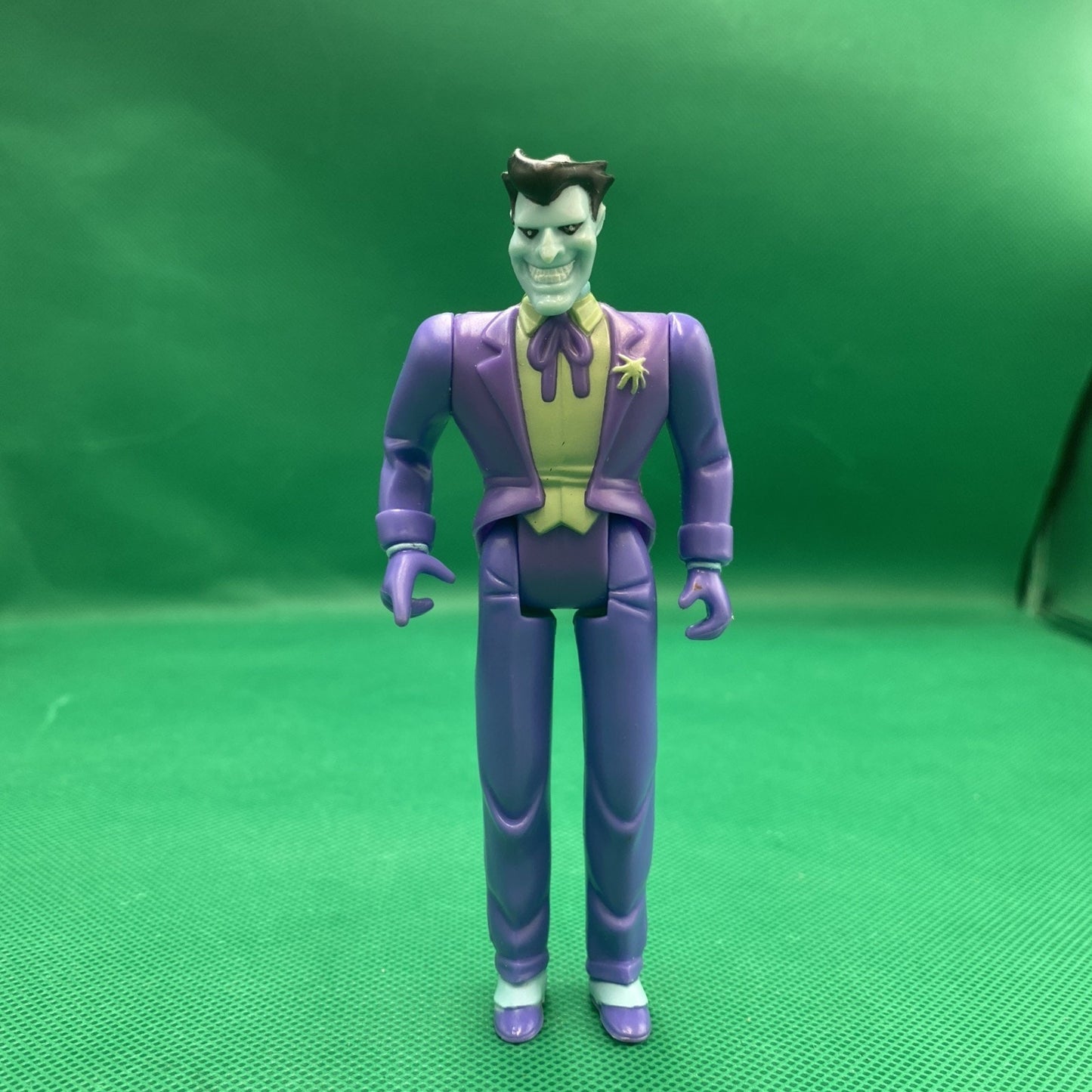 1993 Batman The Animated Series Joker Action Figure Toy Kenner Purple DC 1993