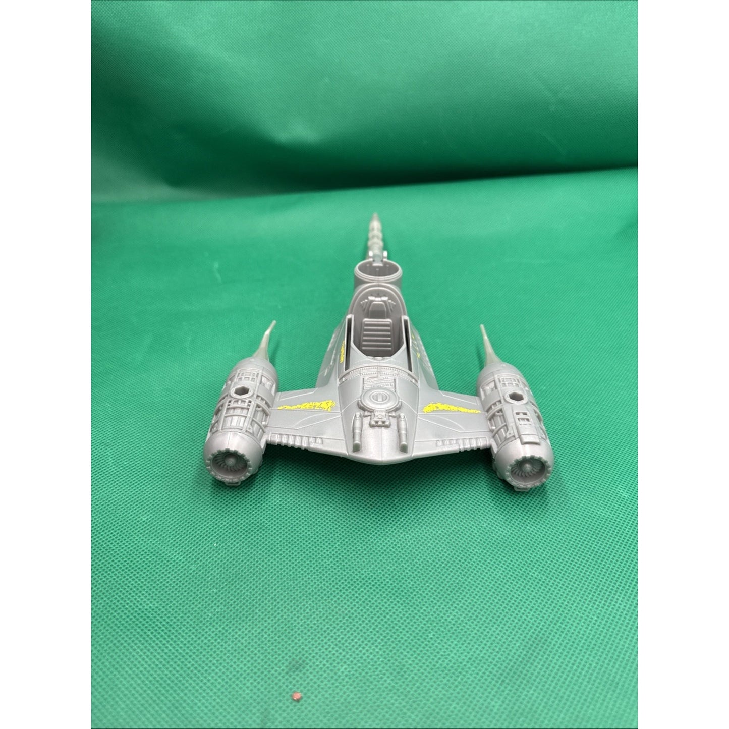STAR WARS Epic Hero Series The Mandalorian's N-1 Starfighter Ship For 4" Figures