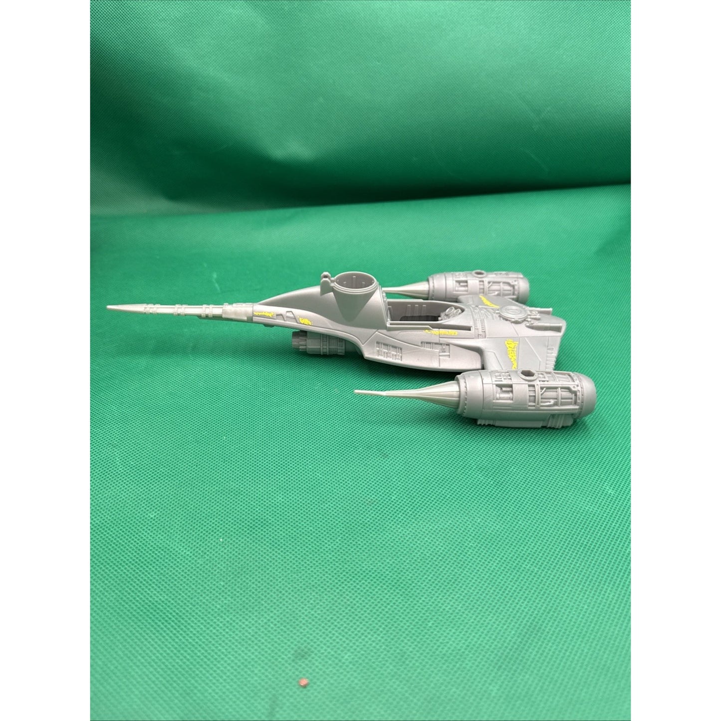 STAR WARS Epic Hero Series The Mandalorian's N-1 Starfighter Ship For 4" Figures