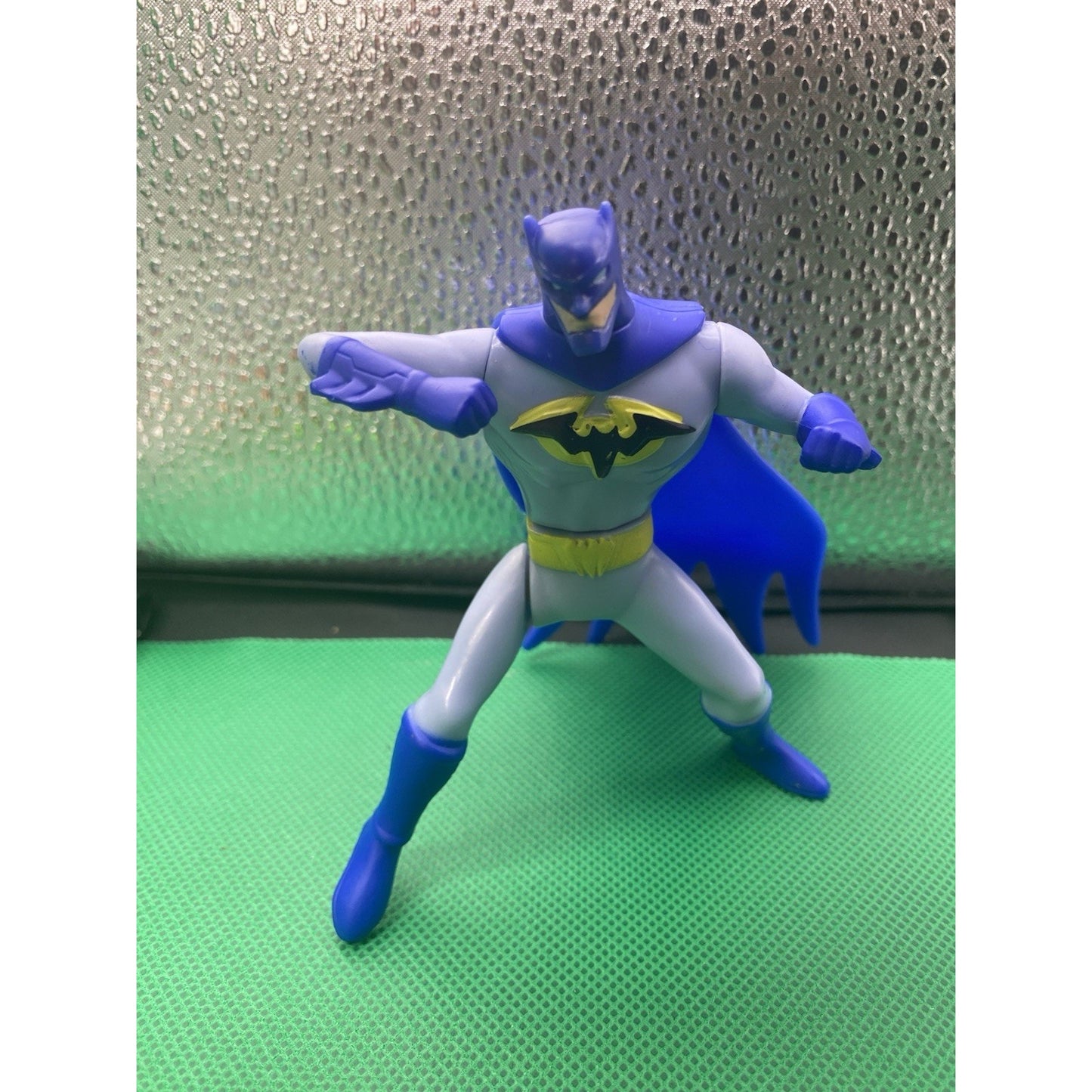DC COMICS McDONALD'S HAPPY MEAL TOY BATMAN UNLIMITED #5 KICKER ACTION FIGURE