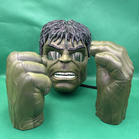 Incredible Hulk Marvel Hasbro Kids Face Mask & Foam Hands/Fists W Straps