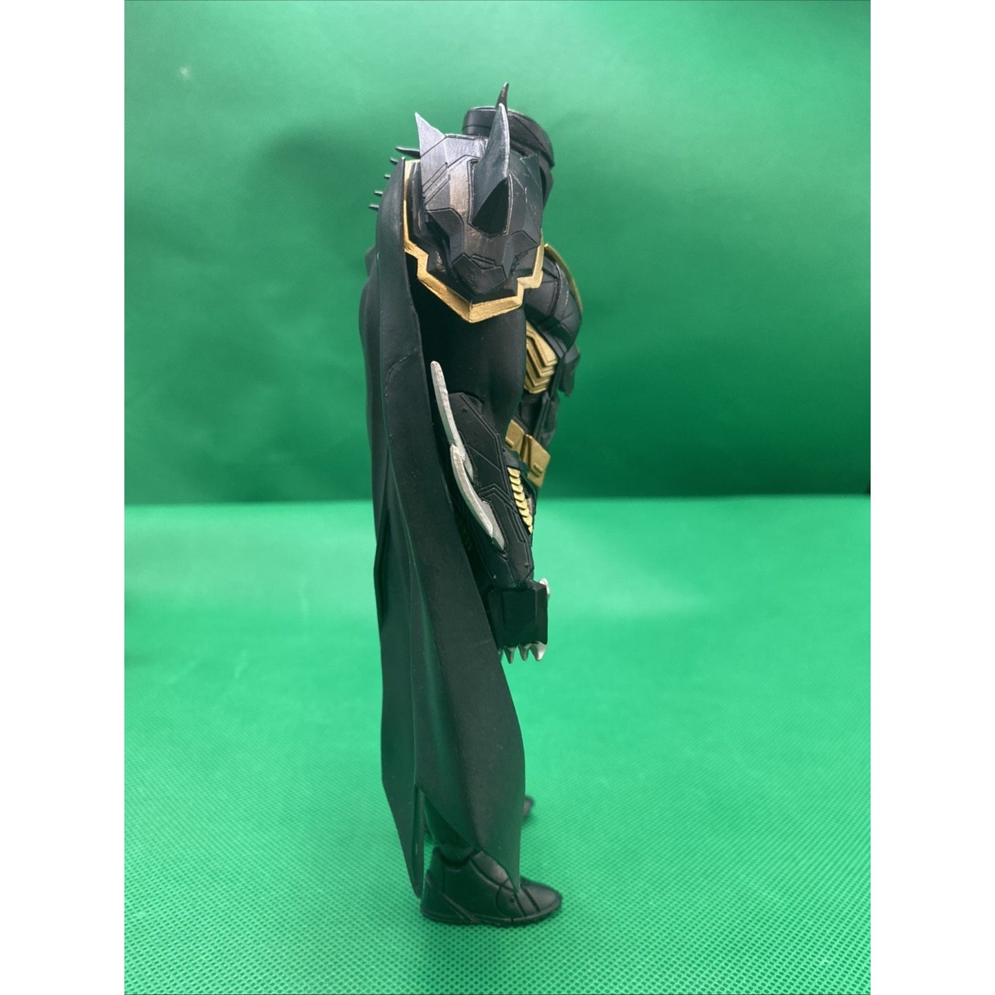 McFarlane DC Multiverse Azael Armor Batman:Curse of the White Knight