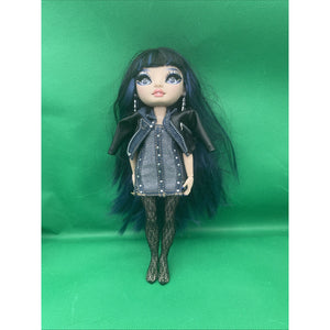 MGA Entertainment Amaya Raine Rainbow Fashion Doll DIFFRENT OUTFIT
