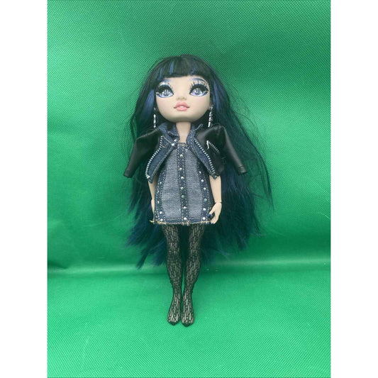 MGA Entertainment Amaya Raine Rainbow Fashion Doll DIFFRENT OUTFIT