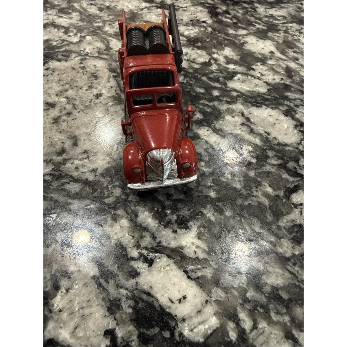 1939 Ward La France Fire Engine Ladder Pumper Truck 3.75" Diecast Scale Model